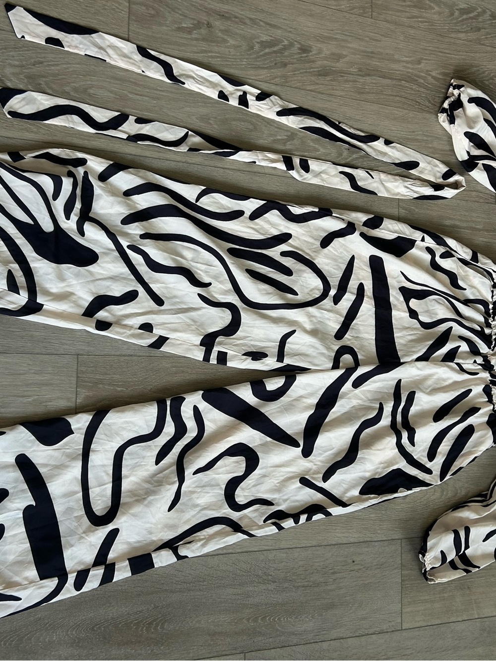 Wide Leg Women’s Pants in Black & White Abstract Print. New